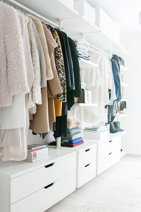 6 Must-know tips for detoxing your wardrobe for spring
