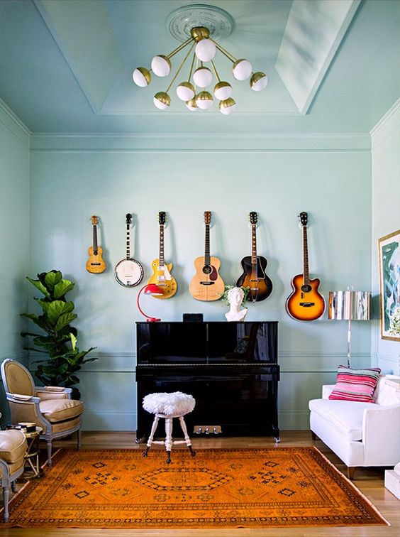 10 Dreamy items to hang on the wall besides frames