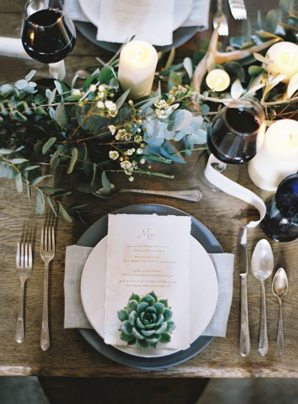 7 Gorgeous table settings that make Greenery the perfect wedding shade