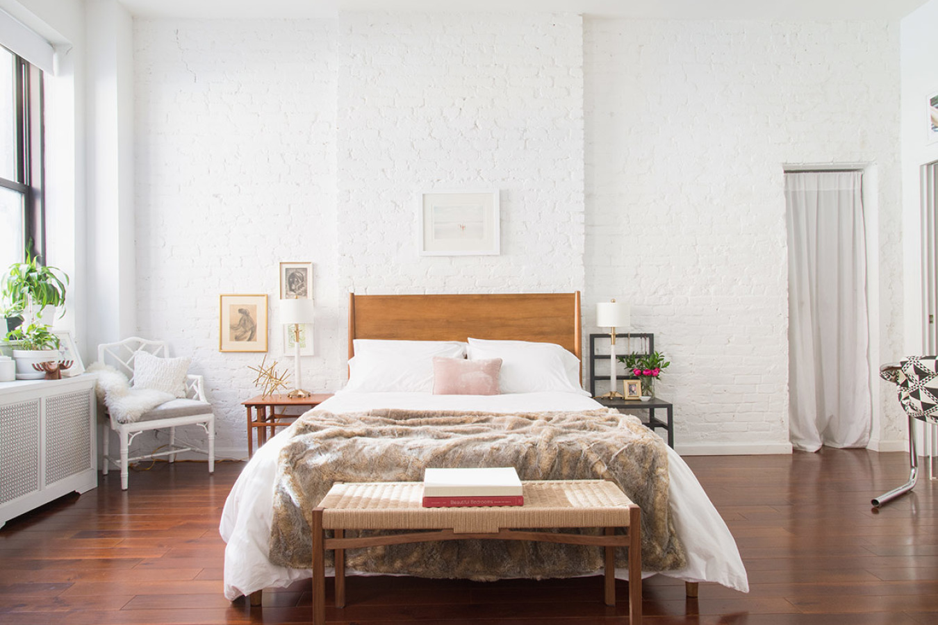 A dreamy NYC studio apartment with a perfect layout