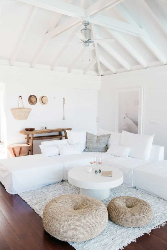 10 Dreamy ideas on how to refresh you living room for summer