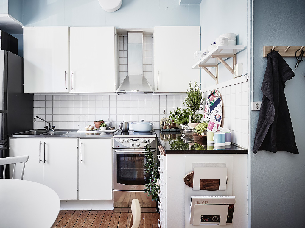 Another charming small Scandinavian apartment