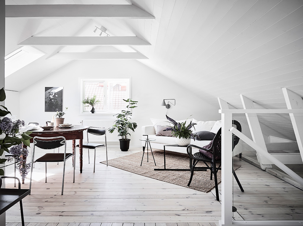 A dreamy Scandinavian attic apartment