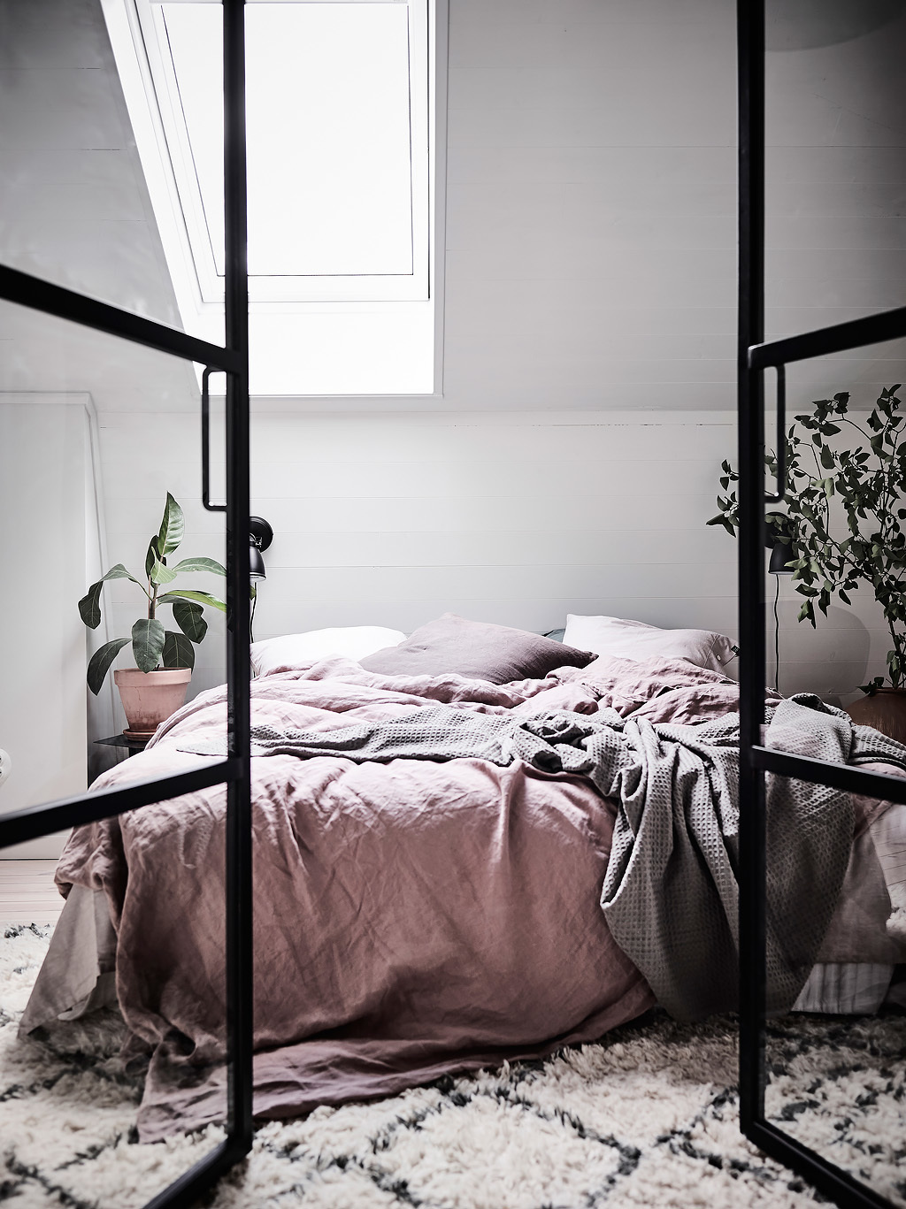 A dreamy Scandinavian attic apartment