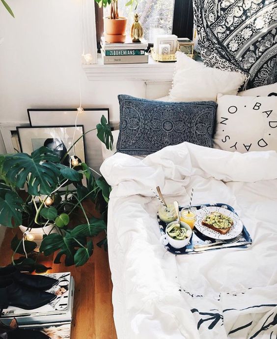 7 Dreamy & lazy bedrooms that will make you decide to have breakfast in bed