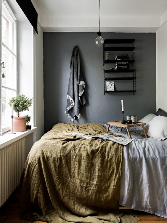 8 Cozy & charming bedrooms that will make you want to snooze all around the winter