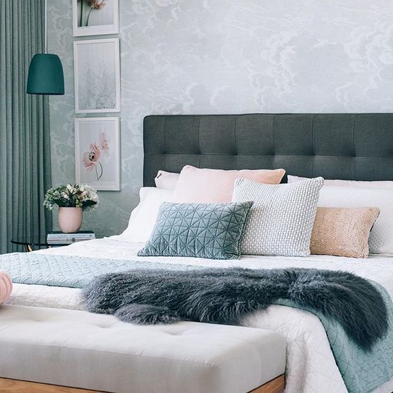 8 Dreamy items to have in a chic bedroom