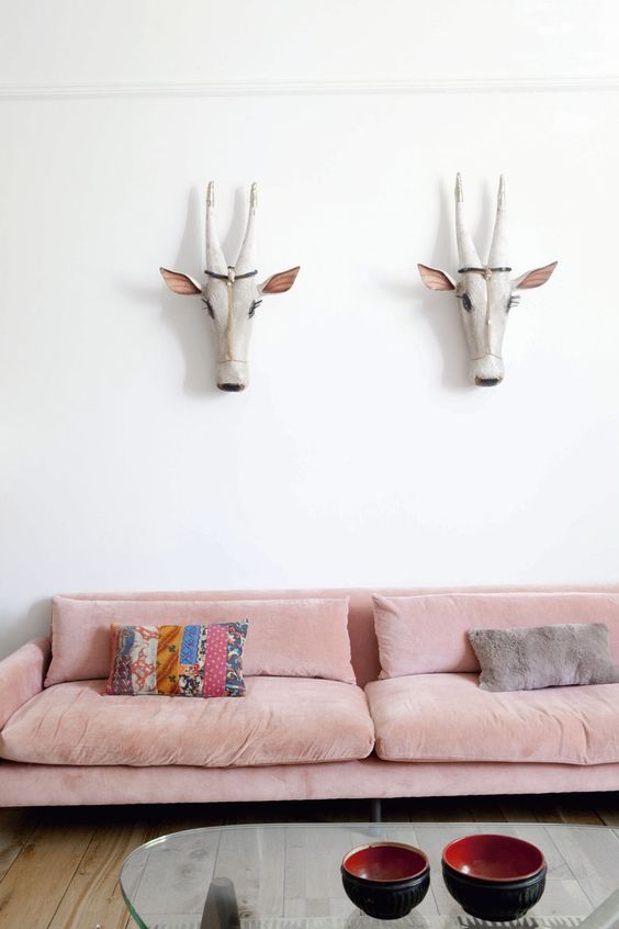9 Georgeous pink sofas you will be smitten with