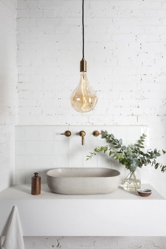 How to Make Your Bathroom More Accessible and Stylish