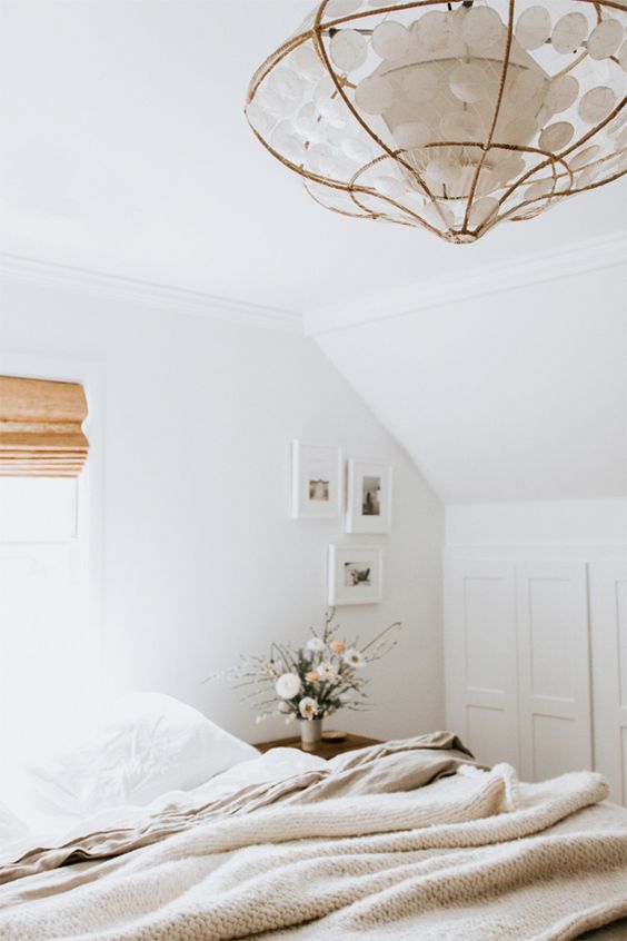 7 Moody bedrooms that get you in the summer vibe