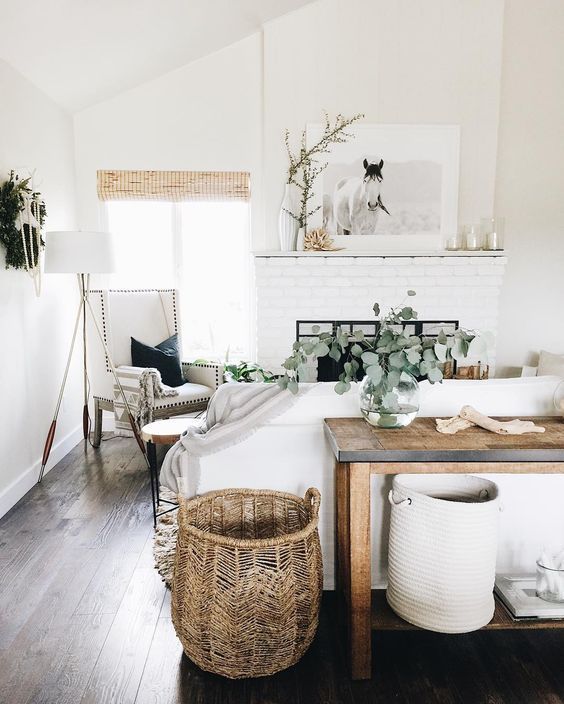 9 Dreamy Green and white interiors that will wow you this summer