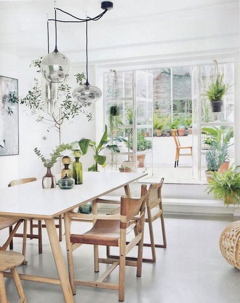 8 Darling and brown dining spaces that look pretty relaxing