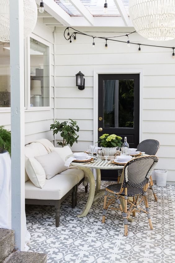 The dreamy guide in creating a stylish terrace in 5 easy steps