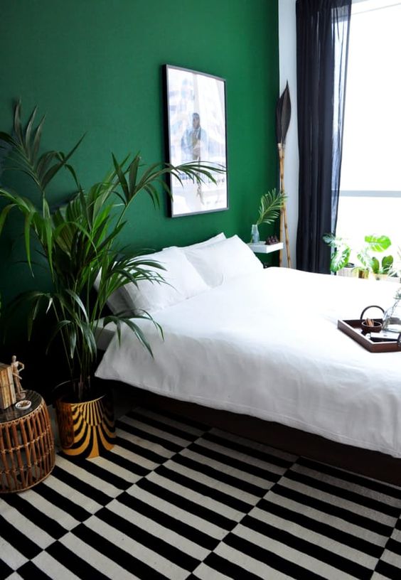 6 Reasons why you will love a Green shade in your bedroom