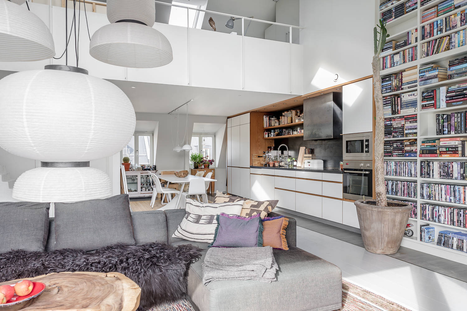 A super dreamy & cozy Scandinavian apartment