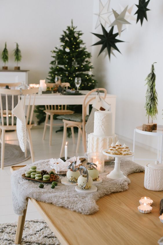 6 Stylish holiday deco ideas using bistro chairs