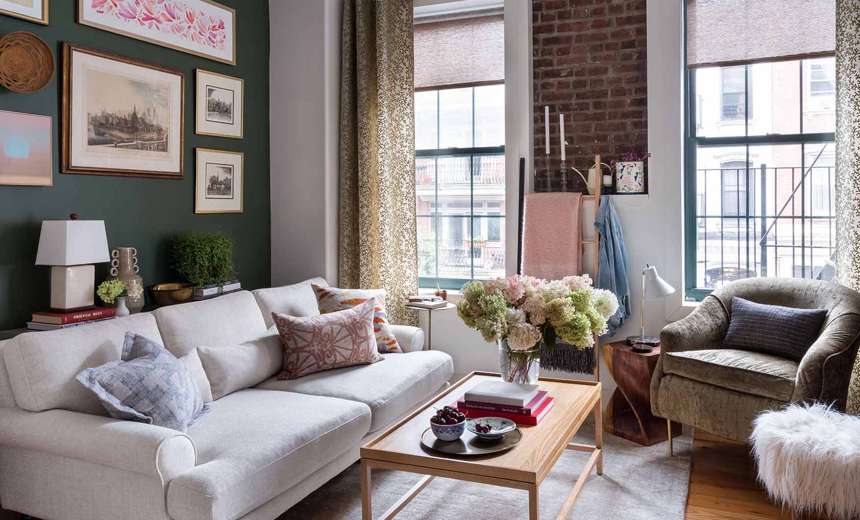 A dreamy Brooklyn apartment inspired by movies of the 1990s