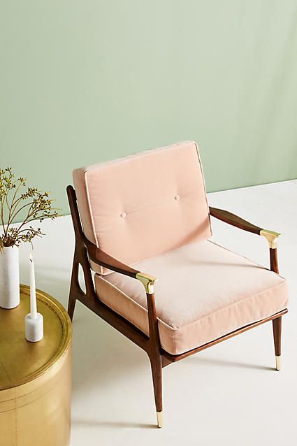 8 Darling velvet chairs that will look super stylish in your home