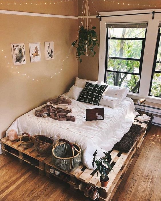 Palettes beds – A practical bohemian hack that you will love this year