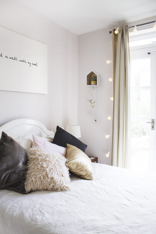 10 Romantic bedrooms you will fall in love with