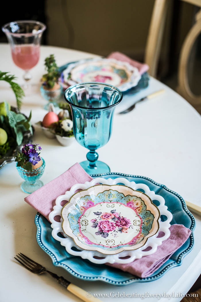 10 Dreamy table setting just in time for Easter