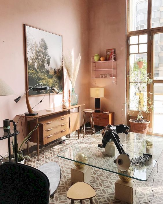 7 Pink and brown interiors – the nostalgic and calm combo for this season