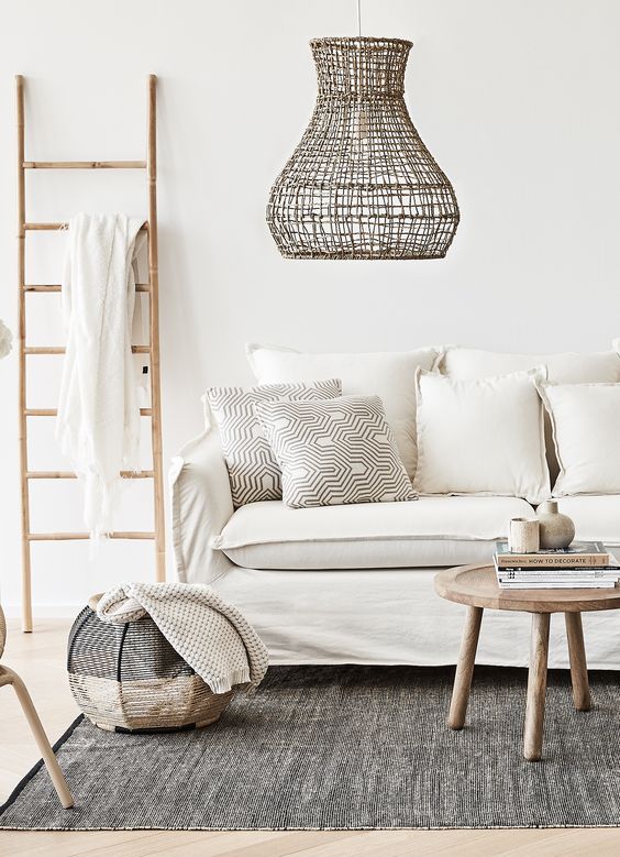 Rattan lamps – The calm and dreamy trend for a gorgeous spring
