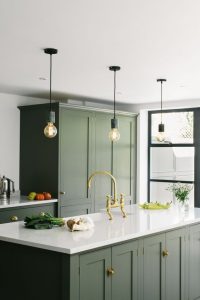 8 Green kitchens you will be smitten with this season - Daily Dream Decor
