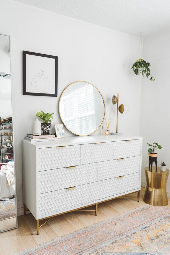 7 Gorgeous Ideas To Style Your Dresser, How To Add Mirror Dresser