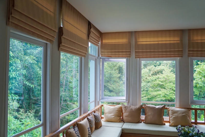 How roman shades enhance your home decor