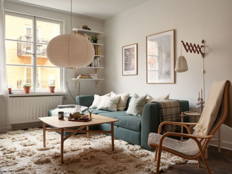 Light and charming 1920s apartment